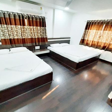 Hotel United House 舍地 外观 照片