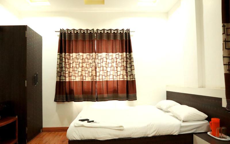 Hotel United House 舍地 外观 照片