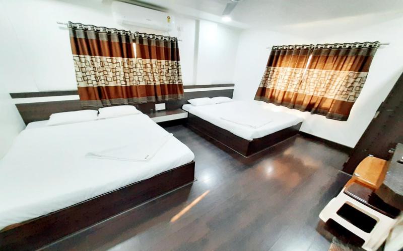 Hotel United House 舍地 外观 照片