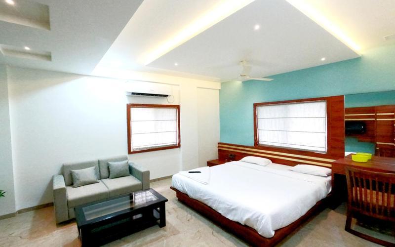 Hotel United House 舍地 外观 照片