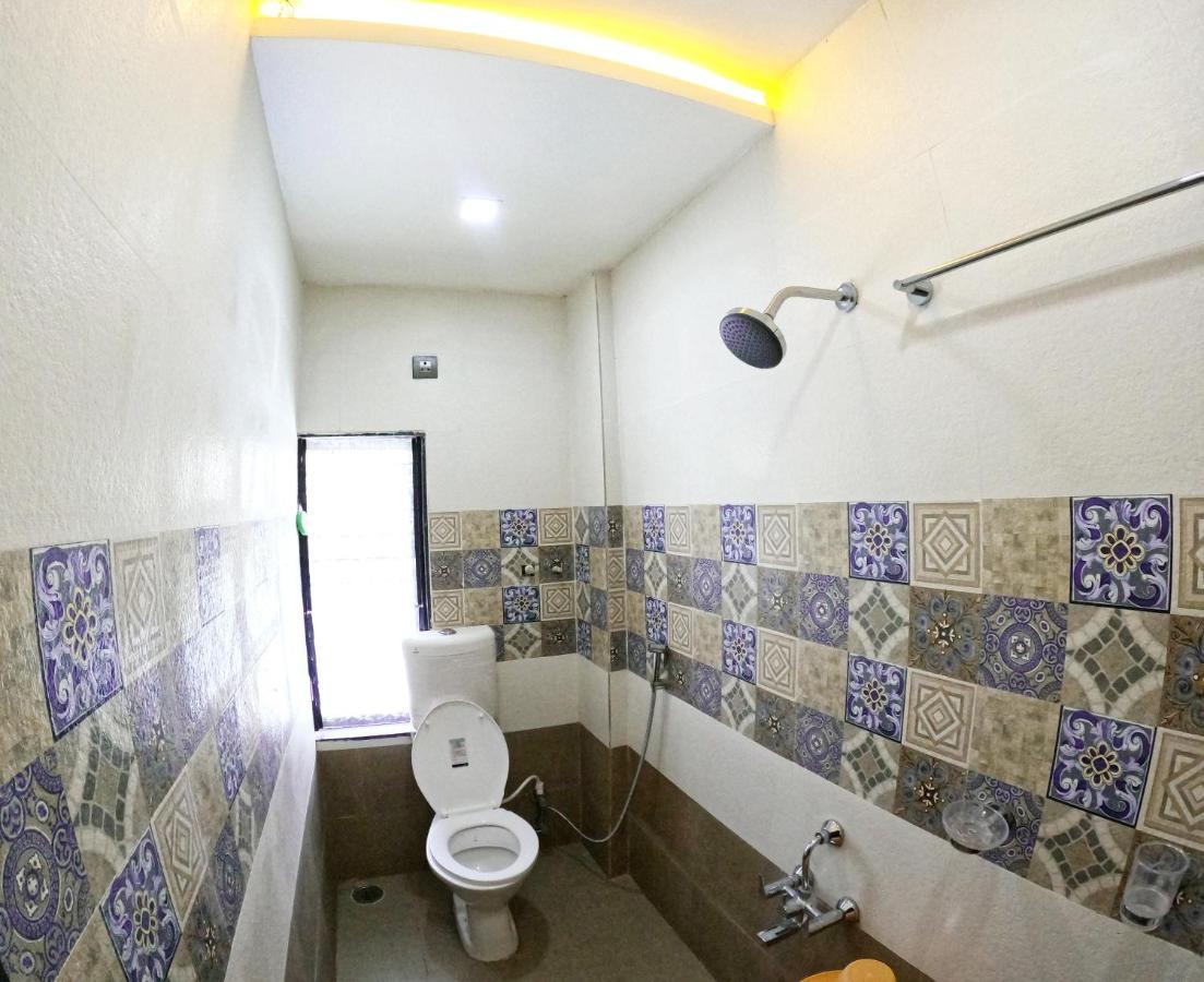 Hotel United House 舍地 外观 照片